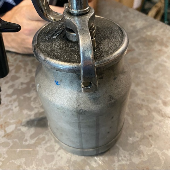 Central Pneumatic Metal paint Spray - Picture 7 of 13